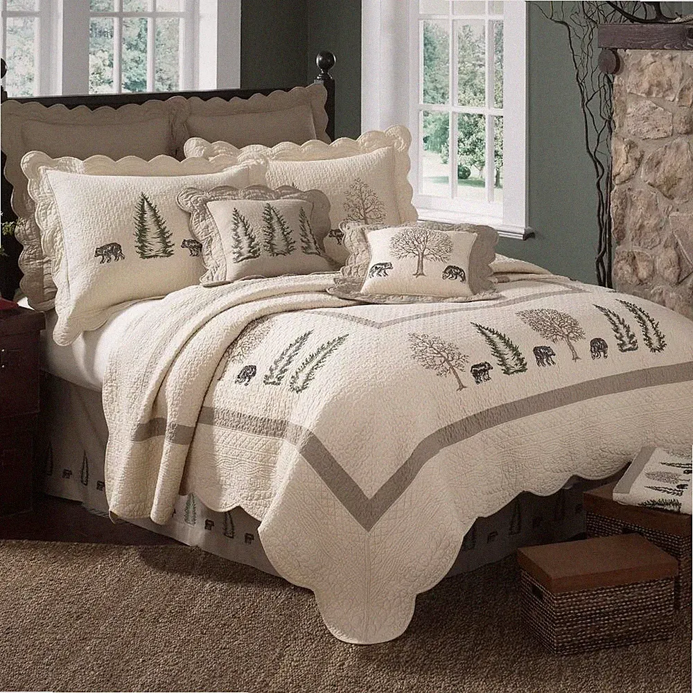 Donna Sharp Bear Creek **KING** Quilt Rustic Lodge Cabin Trees Ivory Cotton New