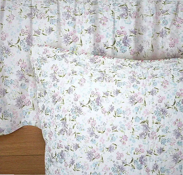 Donna Sharp Lily Floral King Bedskirt,(G)