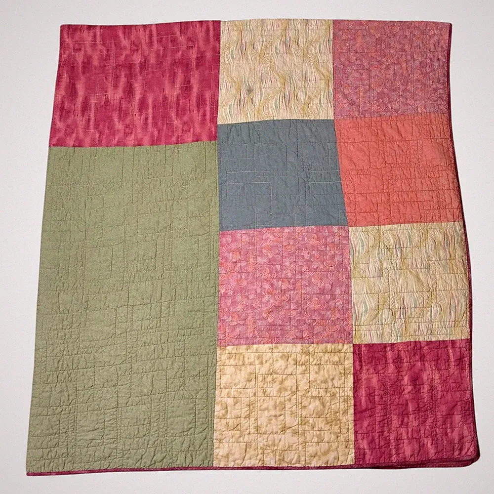 Donna Sharp Patchwork Quilt Blanket Bedspread 110x100 Comforter USA Kentucky